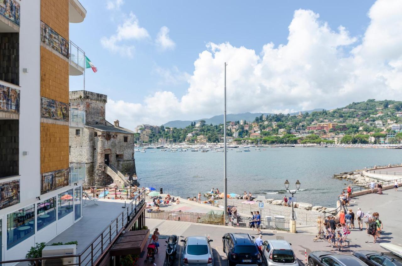 Alla Casa Rosa Al Mare- Centrale A Di Fronte Al Mare- Emozionante- Garage Privato Gratuito A 800 Mt- Aria Condizionata-Wifi Rapallo Buitenkant foto