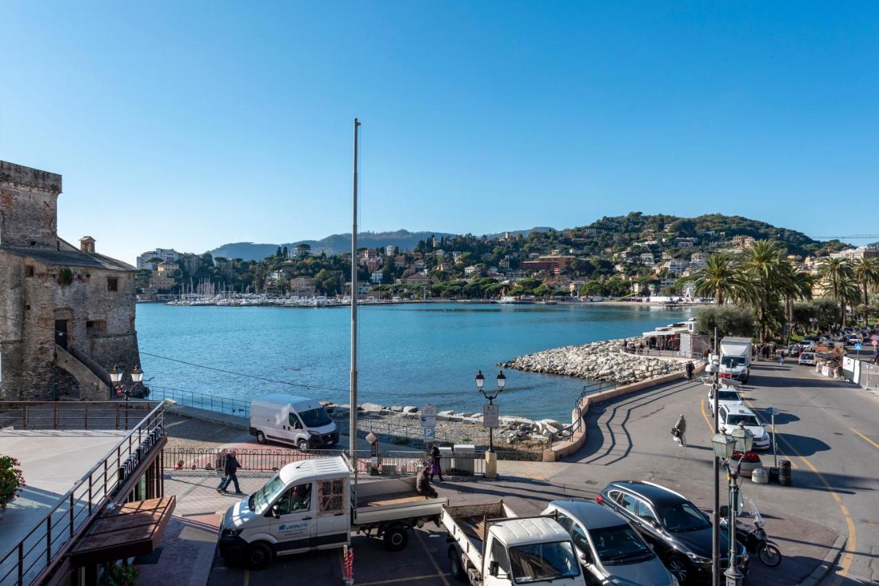 Alla Casa Rosa Al Mare- Centrale A Di Fronte Al Mare- Emozionante- Garage Privato Gratuito A 800 Mt- Aria Condizionata-Wifi Rapallo Buitenkant foto