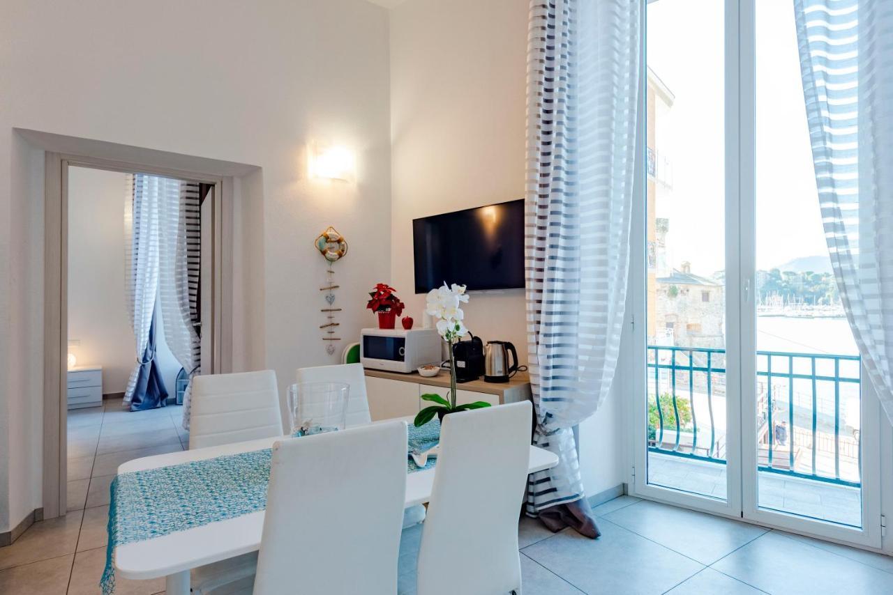 Alla Casa Rosa Al Mare- Centrale A Di Fronte Al Mare- Emozionante- Garage Privato Gratuito A 800 Mt- Aria Condizionata-Wifi Rapallo Buitenkant foto