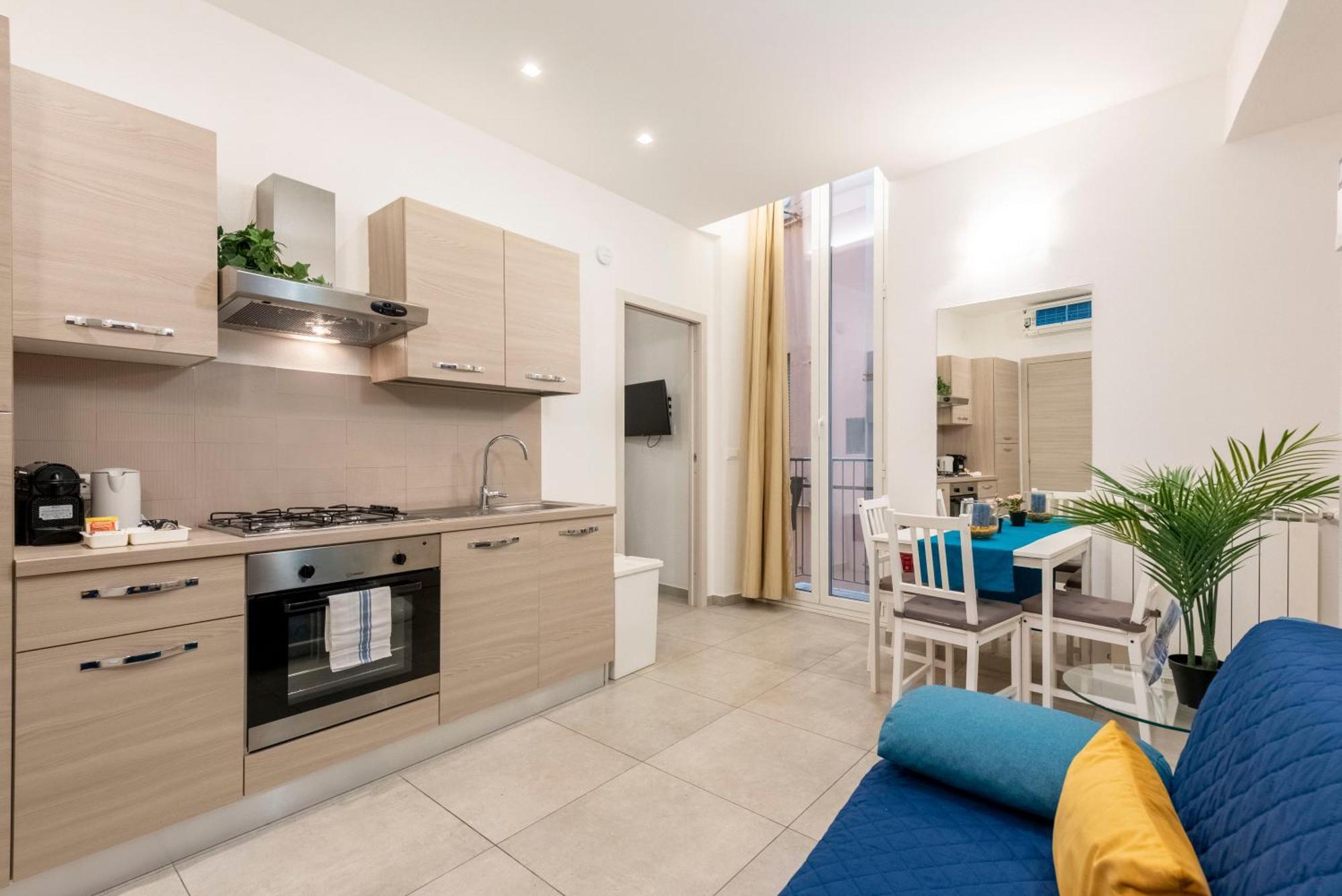Alla Casa Rosa Al Mare- Centrale A Di Fronte Al Mare- Emozionante- Garage Privato Gratuito A 800 Mt- Aria Condizionata-Wifi Rapallo Buitenkant foto