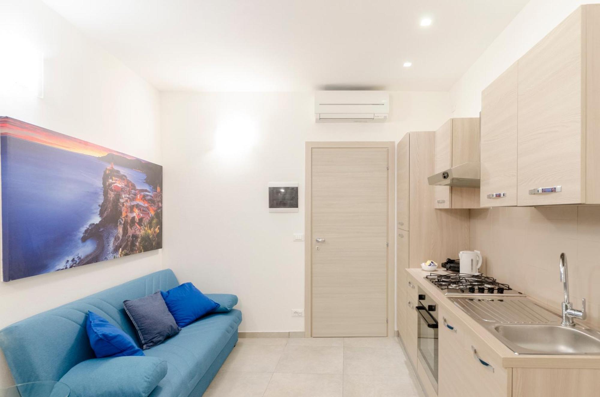 Alla Casa Rosa Al Mare- Centrale A Di Fronte Al Mare- Emozionante- Garage Privato Gratuito A 800 Mt- Aria Condizionata-Wifi Rapallo Buitenkant foto